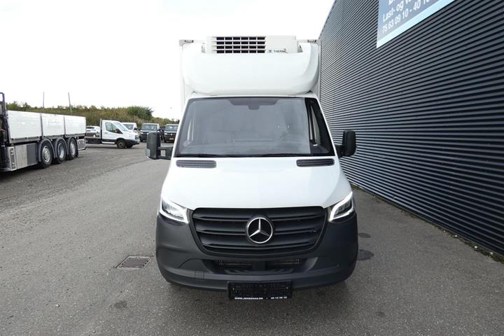 Hvid Mercedes Sprinter 317 fra 2022