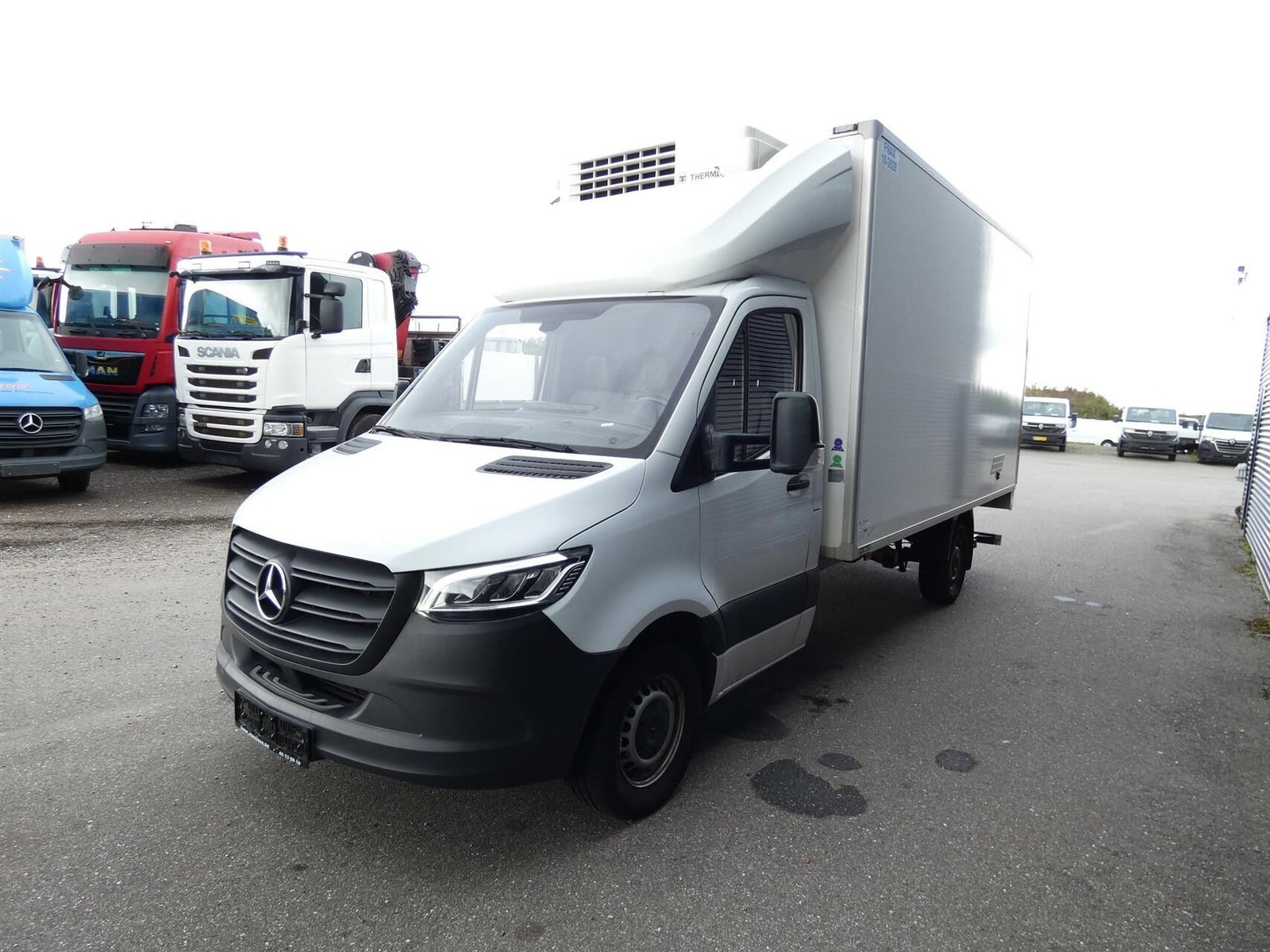 Hvid Mercedes Sprinter 317 fra 2022