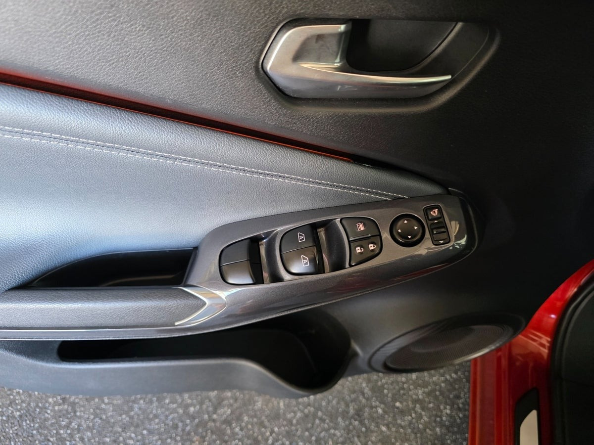 Rød Nissan Juke fra 2020