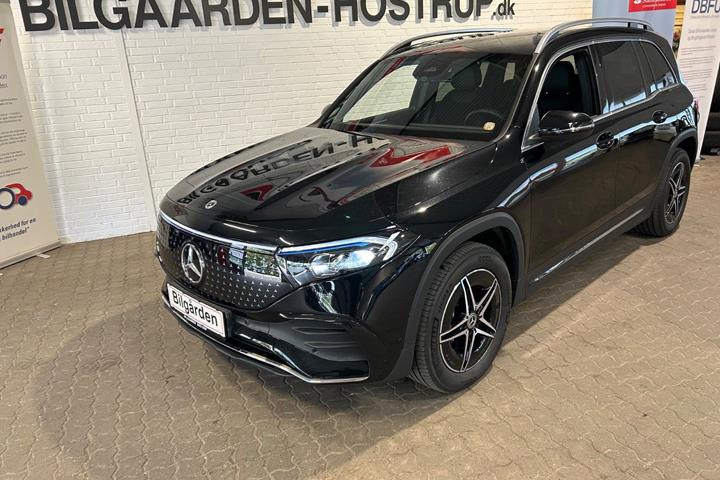 Sort Mercedes EQB250+ fra 2025 set udefra