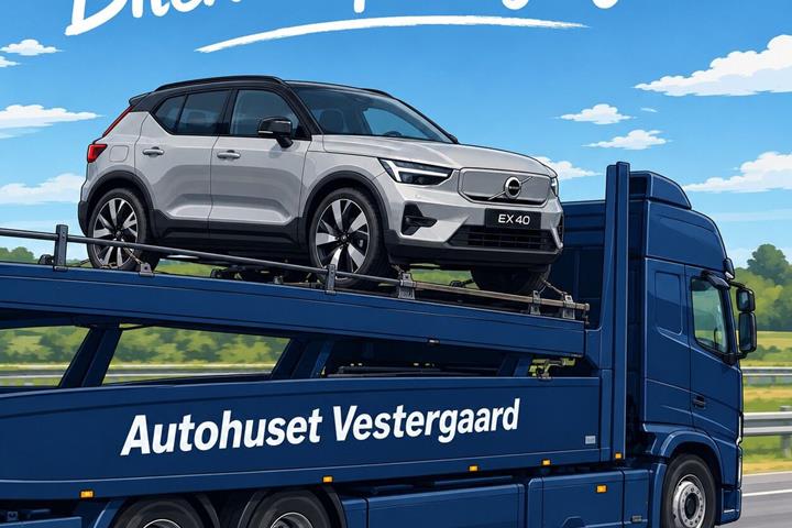 Sølv Volvo EX40 fra 2025