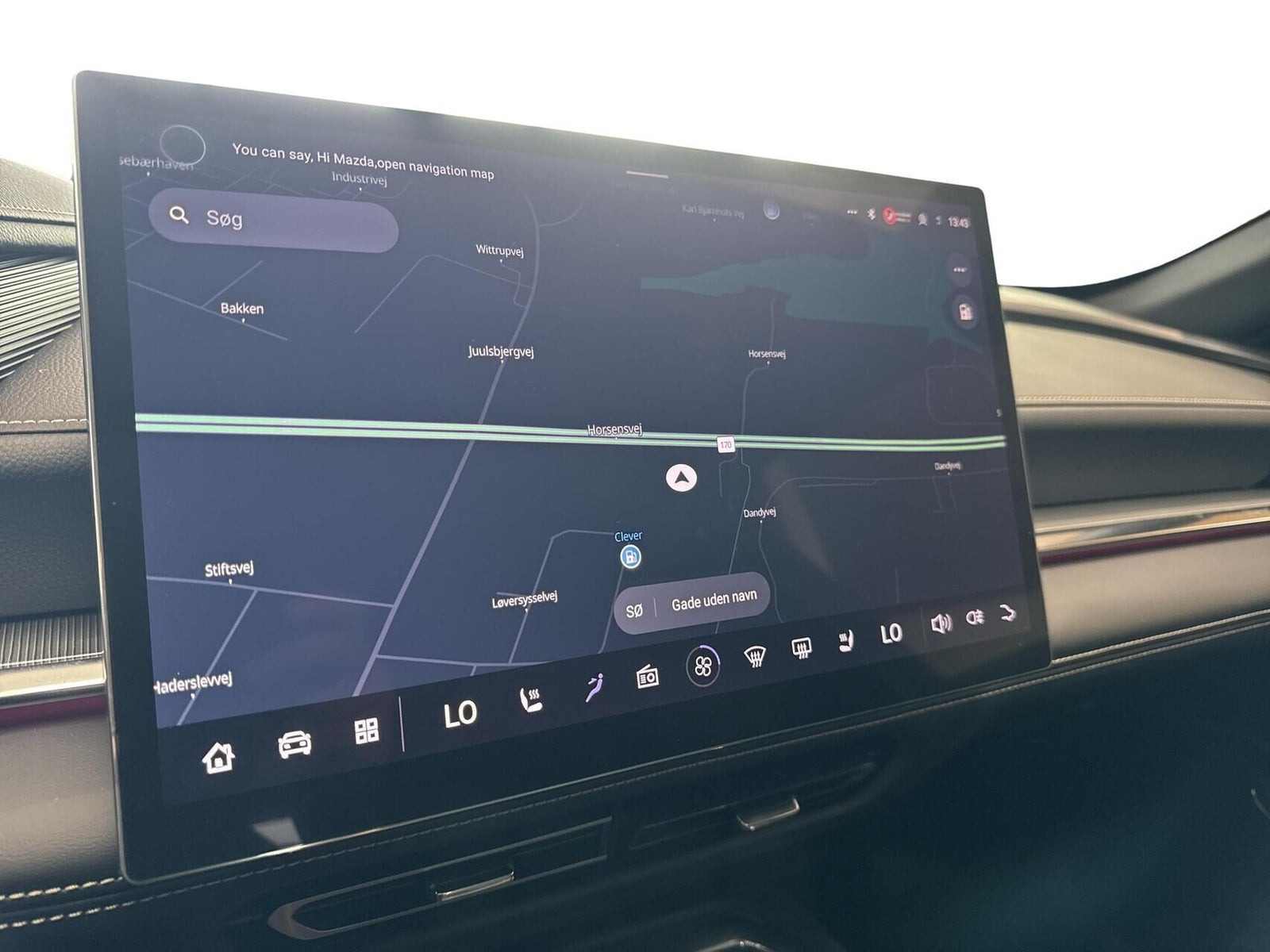 Hvid Mazda 6e fra 2025