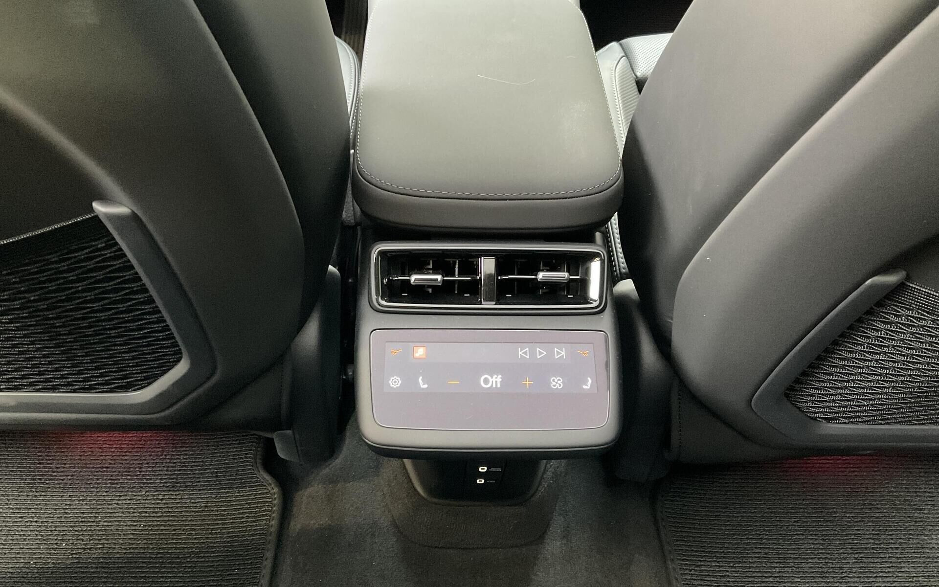 undefined Polestar 4 fra 2026