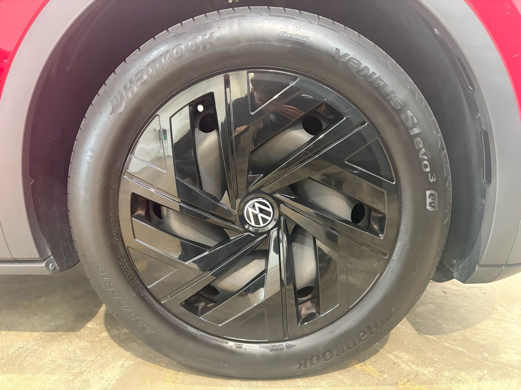 Rød VW ID.4 fra 2023