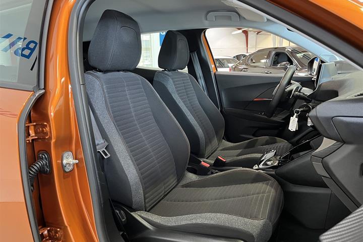 Orange Peugeot 2008 fra 2021