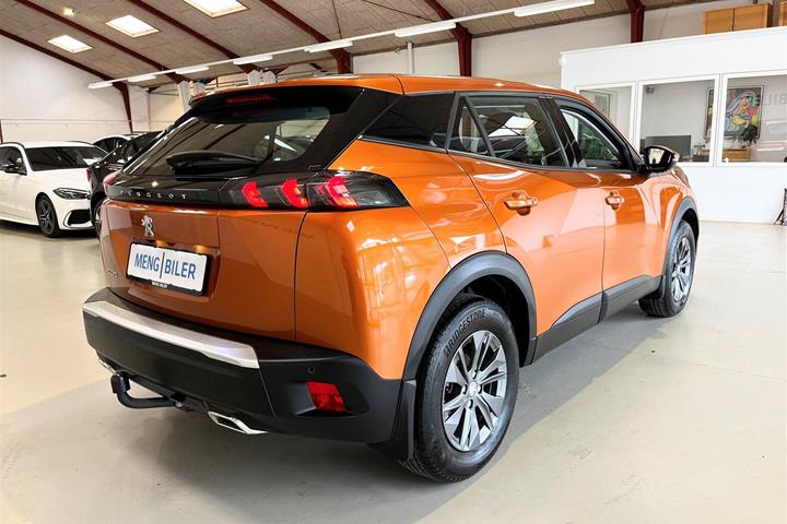 Orange Peugeot 2008 fra 2021