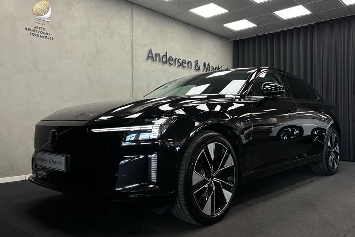 Sort Volvo ES90 fra 2026