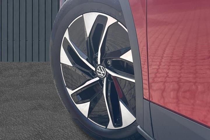 Rød VW ID.4 fra 2023