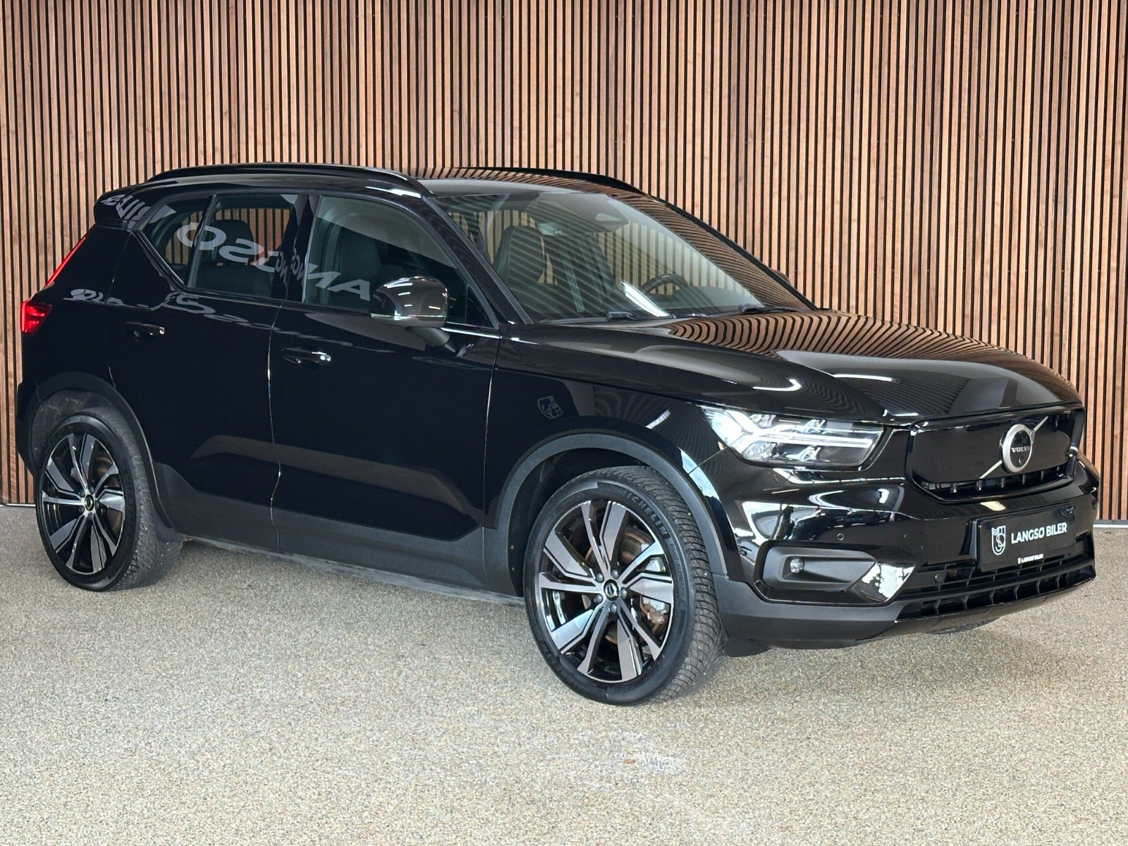 Sort Volvo XC40 fra 2021