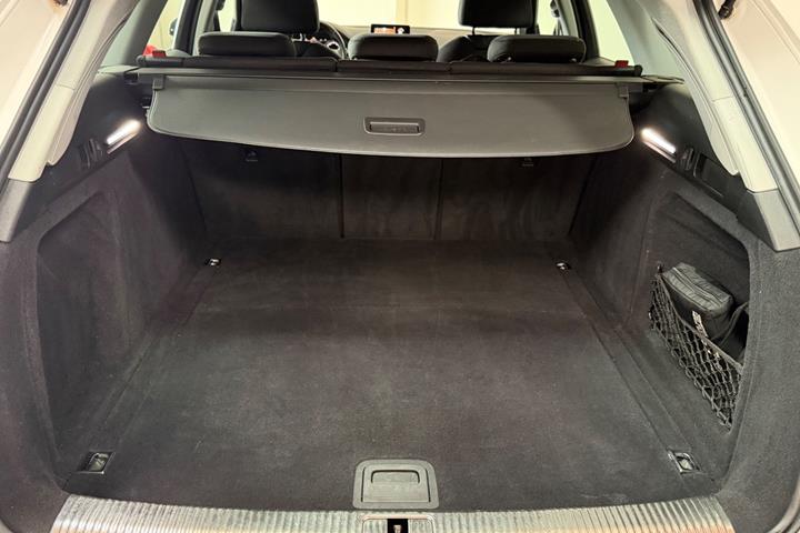 Hvid Audi A4 fra 2019