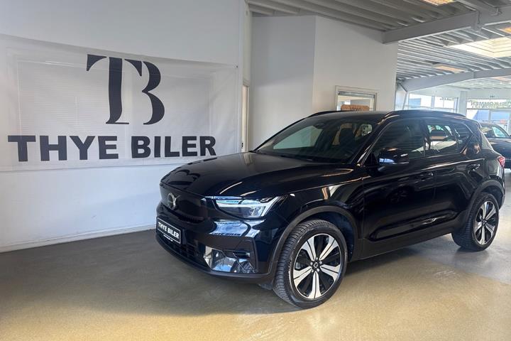 Sort Volvo XC40 fra 2023