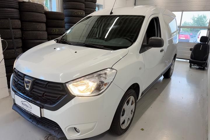 Hvid Dacia Dokker fra 2019