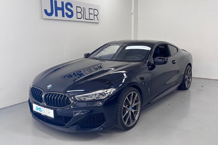 Sort BMW M850i fra 2020