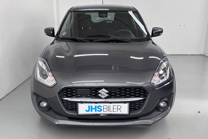 Grå Suzuki Swift fra 2020