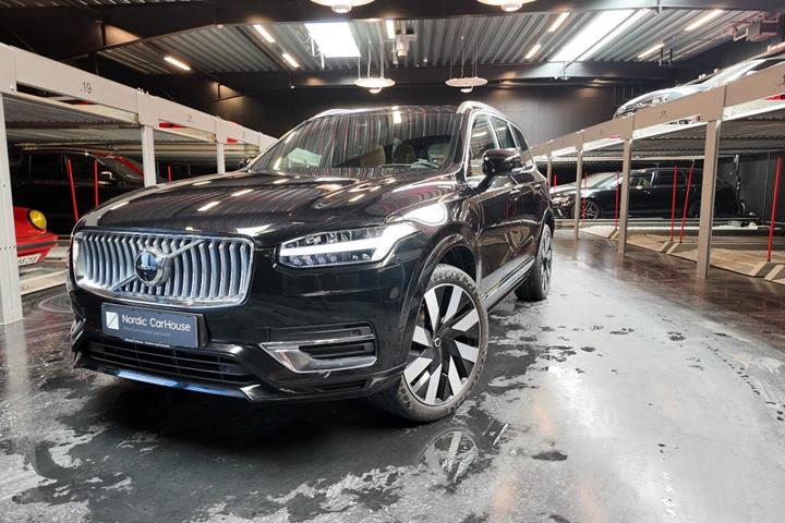 Sort Volvo XC90 fra 2024