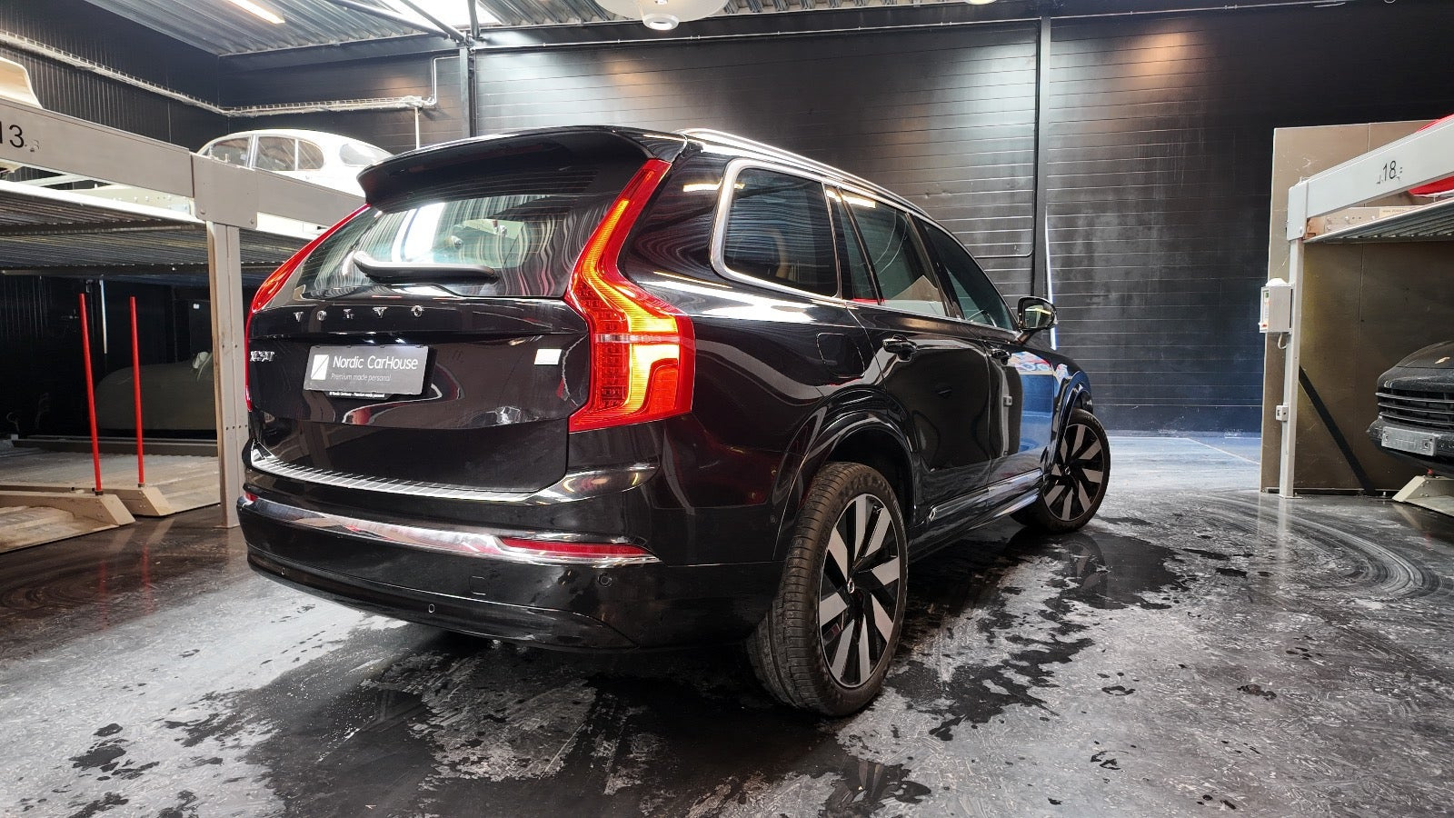 Sort Volvo XC90 fra 2024