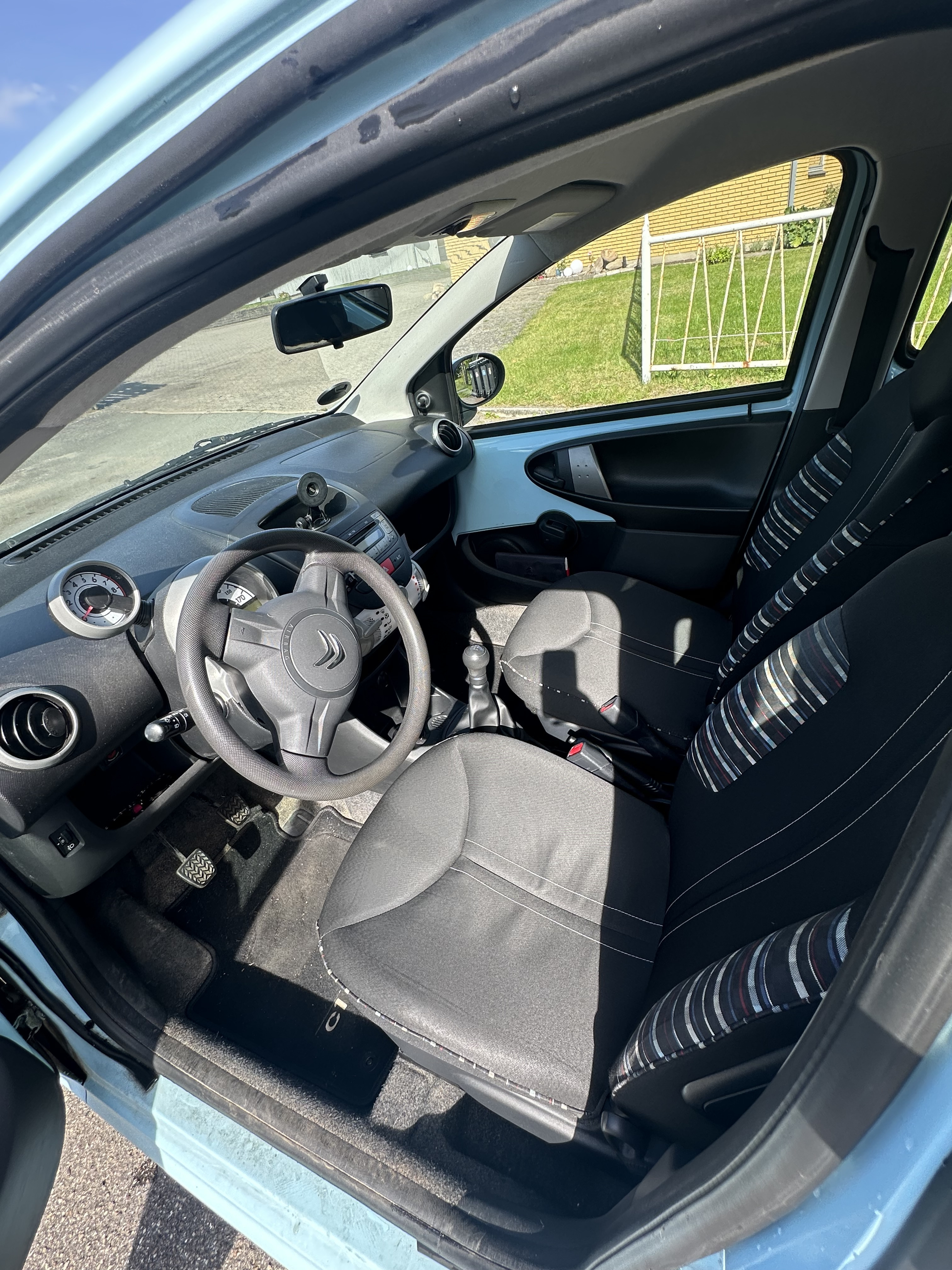 Blå Citroën C1 fra 2012