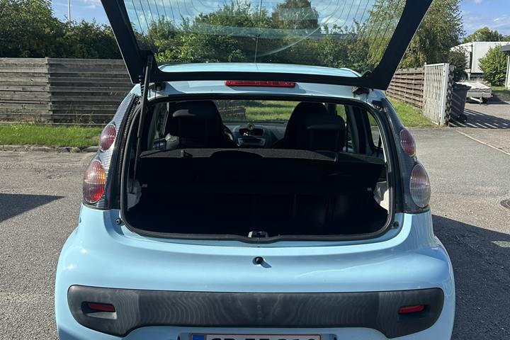 Blå Citroën C1 fra 2012