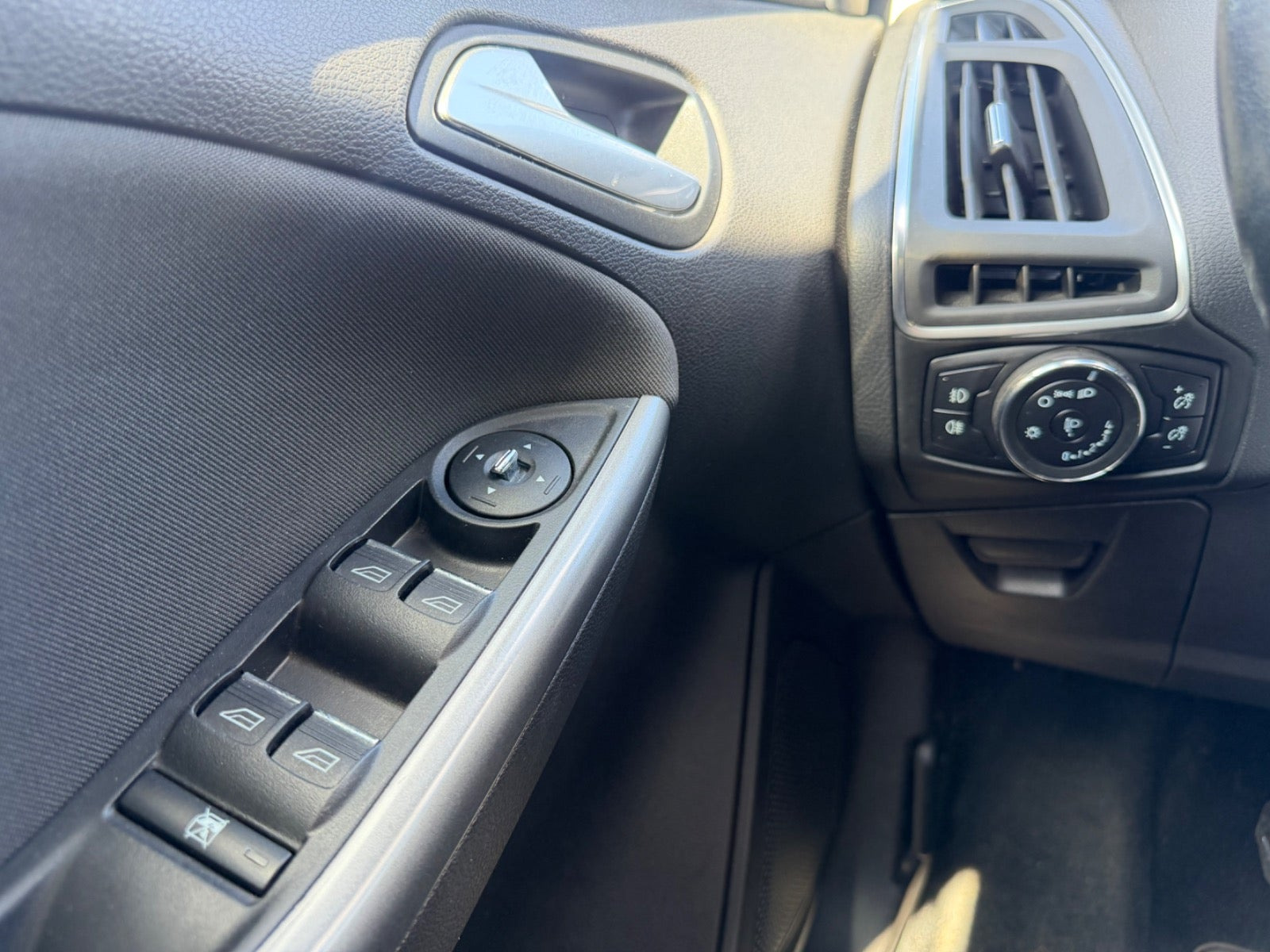 Grøn Ford Focus fra 2014