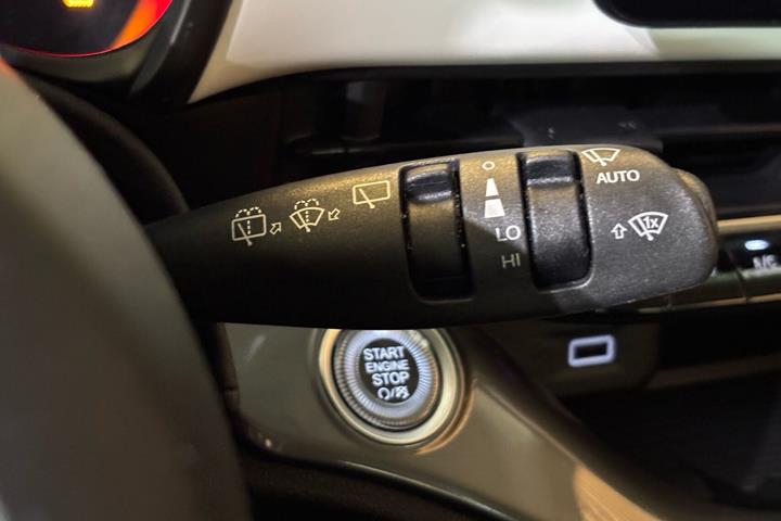 Hvid Fiat 500e fra 2023