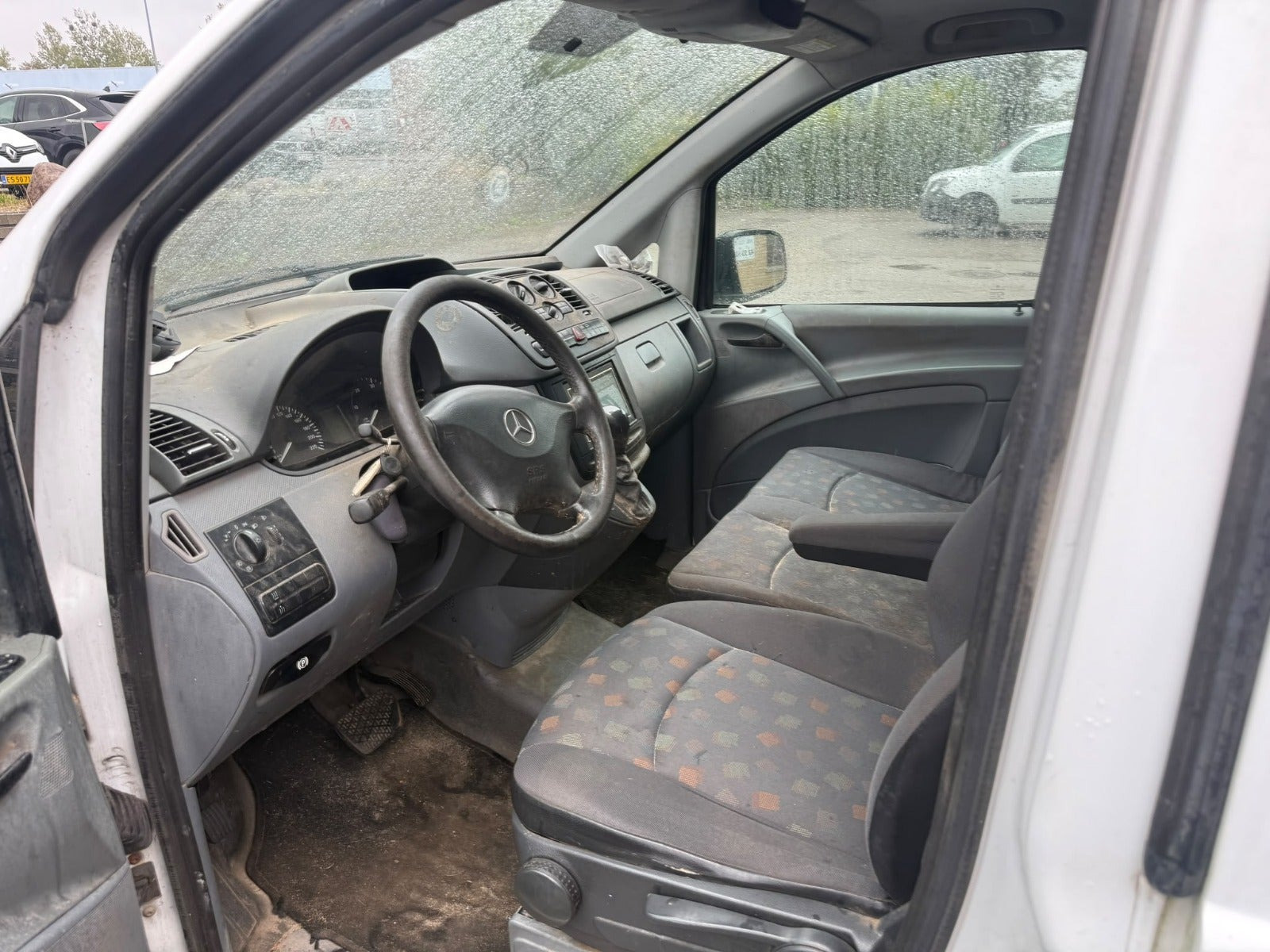 undefined Mercedes Vito 120 fra 2010