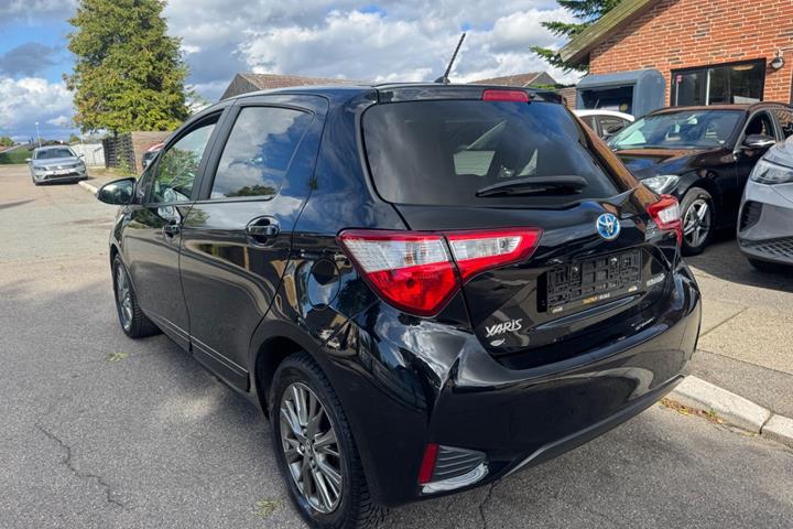 undefined Toyota Yaris fra 2017