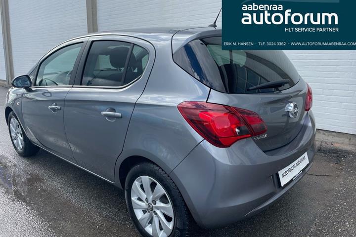 Blå Opel Corsa fra 2018