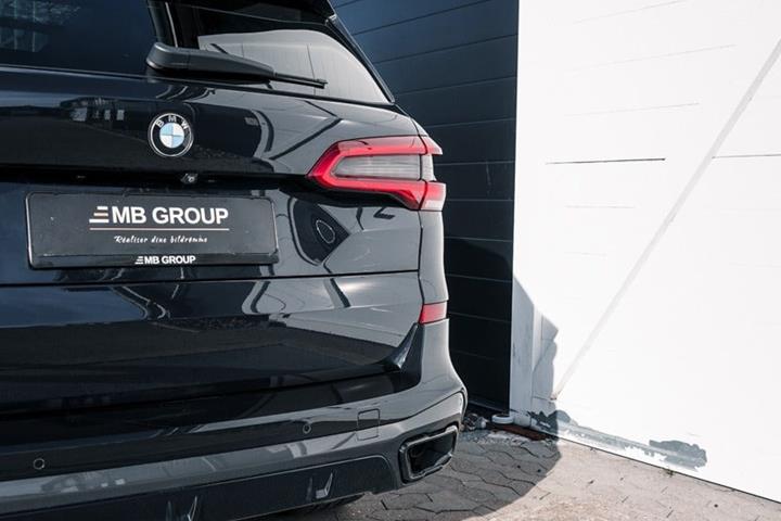 Sort BMW X5 fra 2019