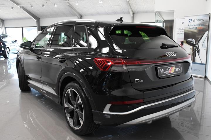 Sort Audi Q4 e-tron fra 2026