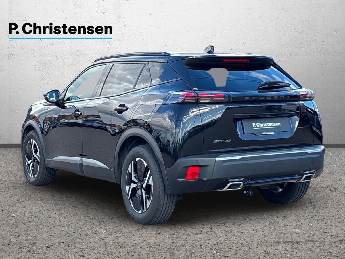 Sort Peugeot 2008 fra 2023