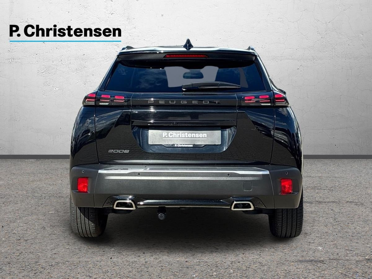 Sort Peugeot 2008 fra 2023