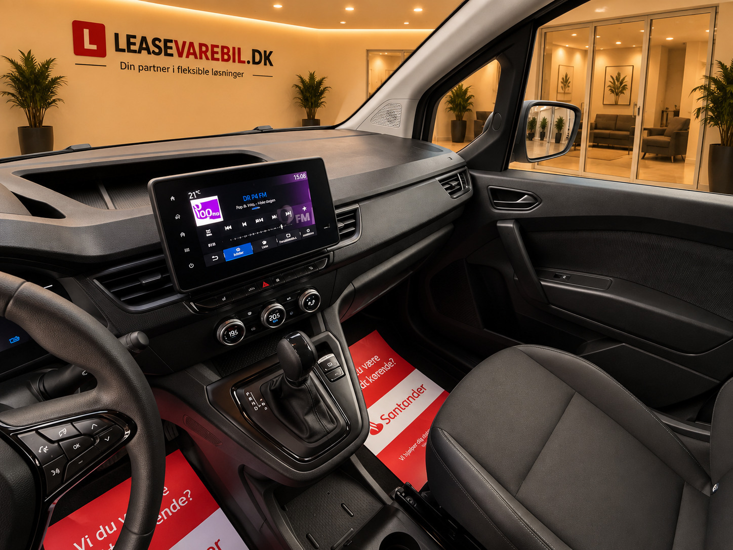 Hvid Renault Kangoo fra 2025