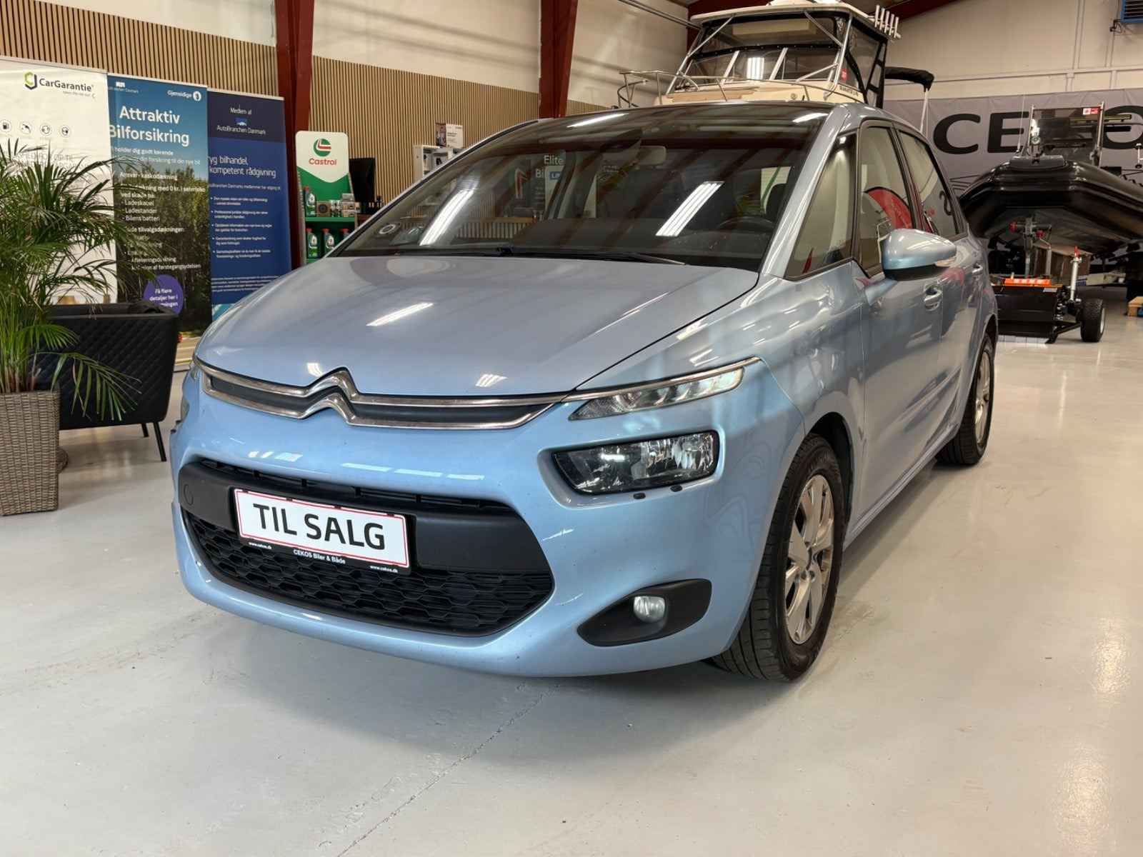Blå Citroën C4 Picasso fra 2014