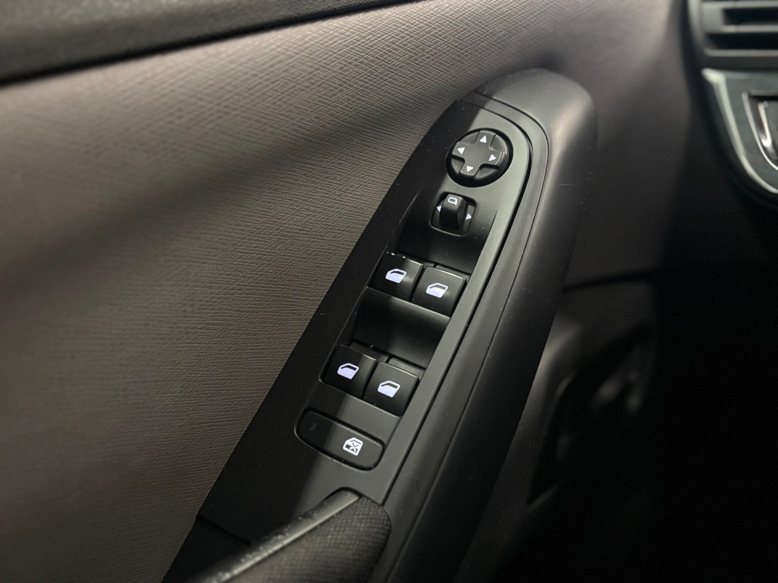 Blå Citroën C4 Picasso fra 2014