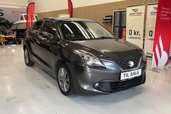 Grå Suzuki Baleno fra 2017