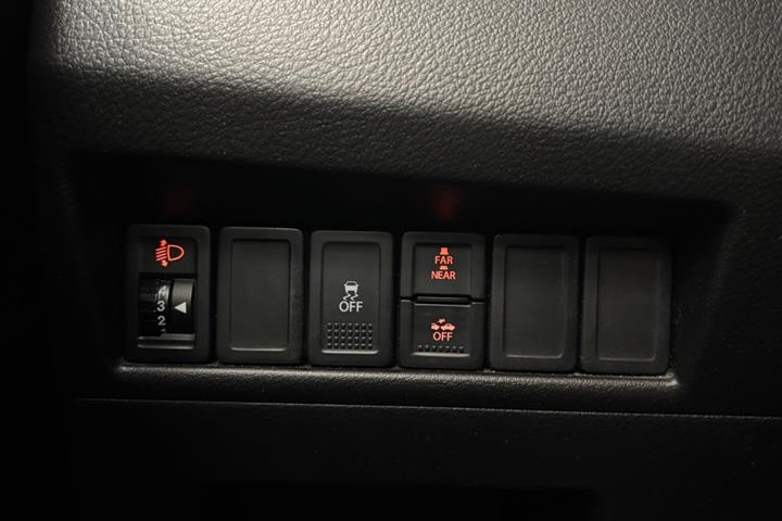Grå Suzuki Baleno fra 2017