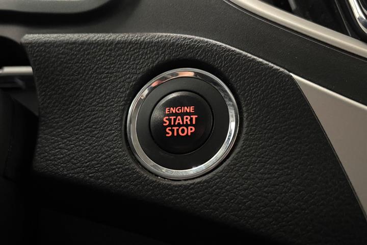 Grå Suzuki Baleno fra 2017