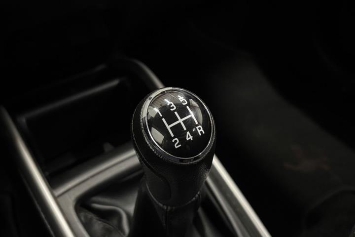 Grå Suzuki Baleno fra 2017