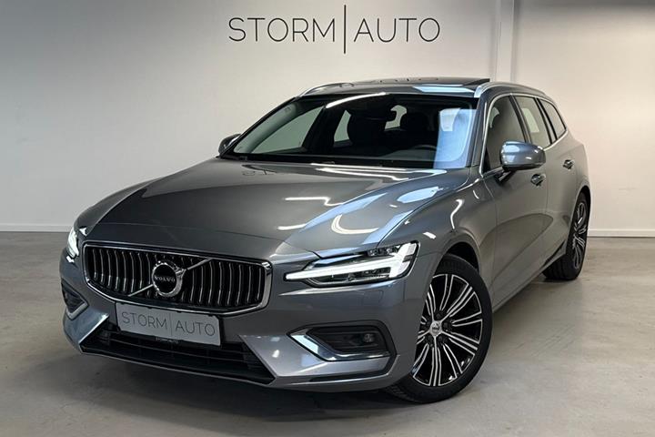 Sølv Volvo V60 fra 2021
