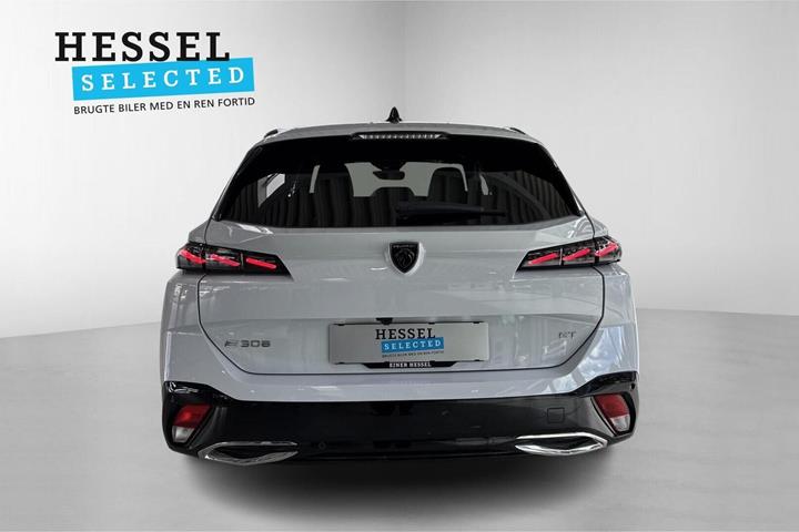 Hvid Peugeot E-308 fra 2024