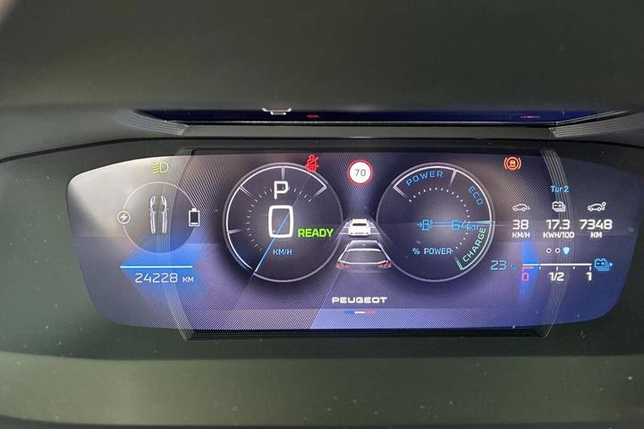 Hvid Peugeot E-308 fra 2024