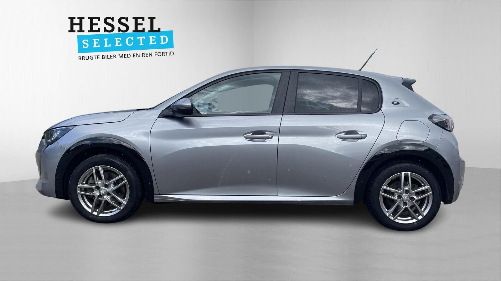 Sølv Peugeot e-208 fra 2021