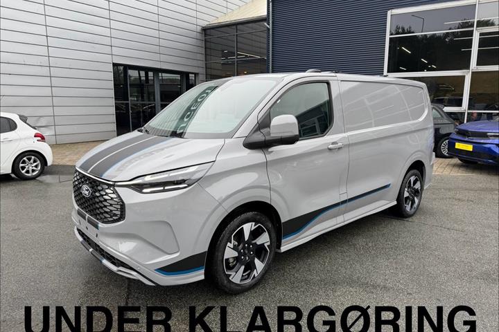 Beige Ford E-Transit Custom 320 L1 fra 2026