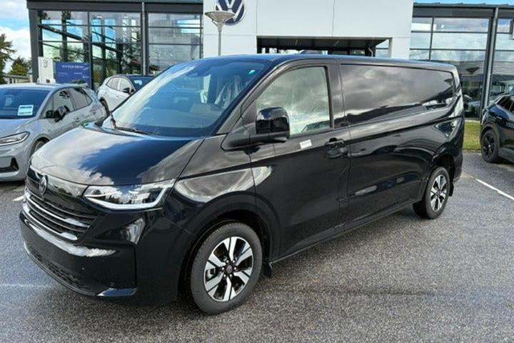 Sort VW Transporter fra 2025