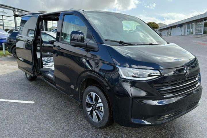 Sort VW Transporter fra 2025