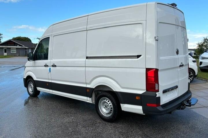 Hvid VW Crafter 35 fra 2026
