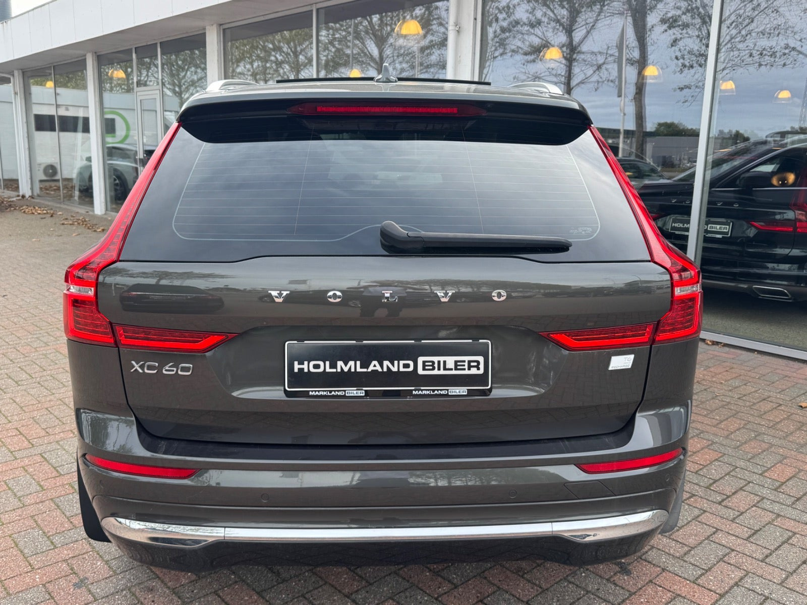 Grøn Volvo XC60 fra 2022