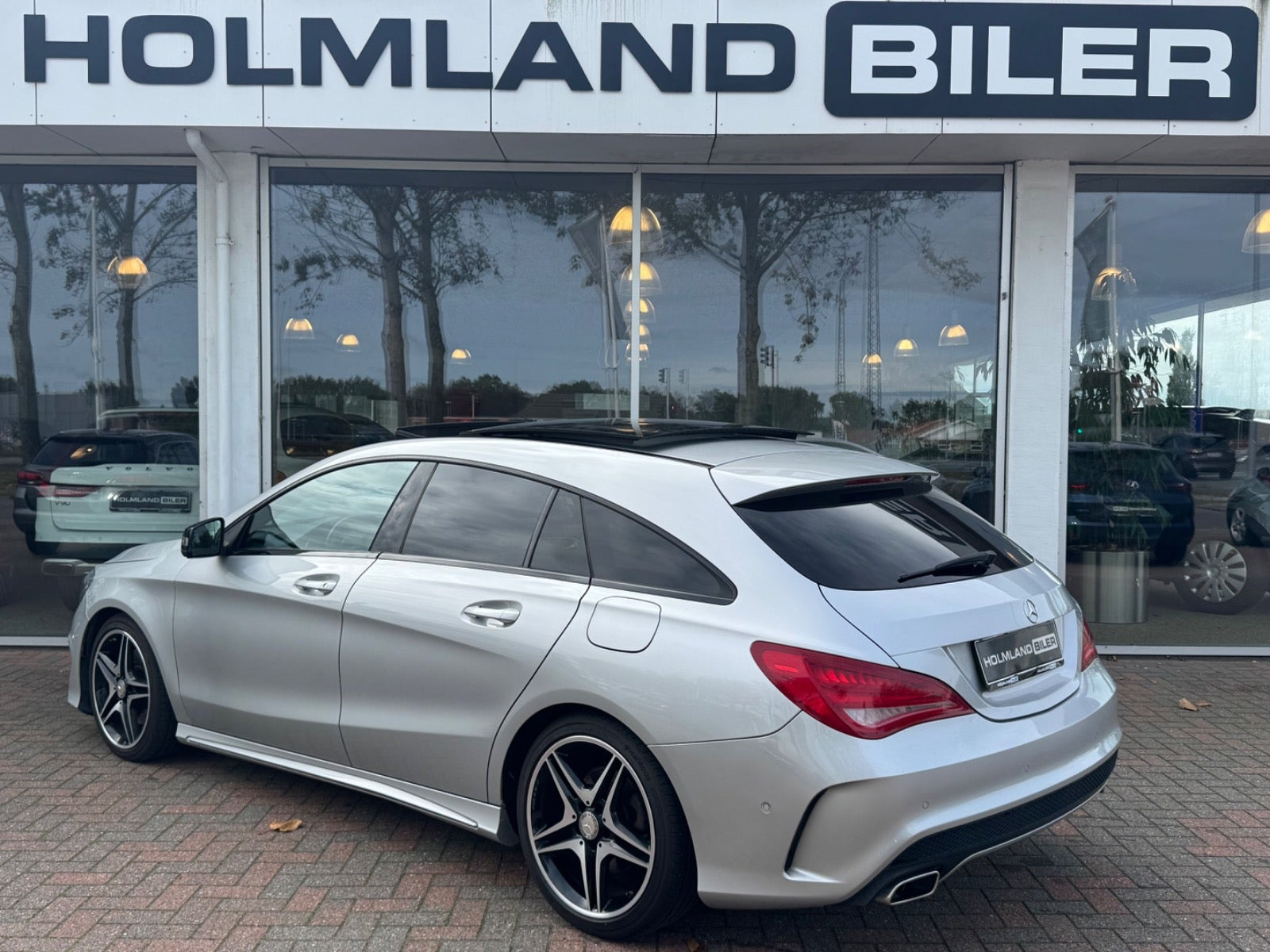 Sølv Mercedes CLA220 d fra 2016
