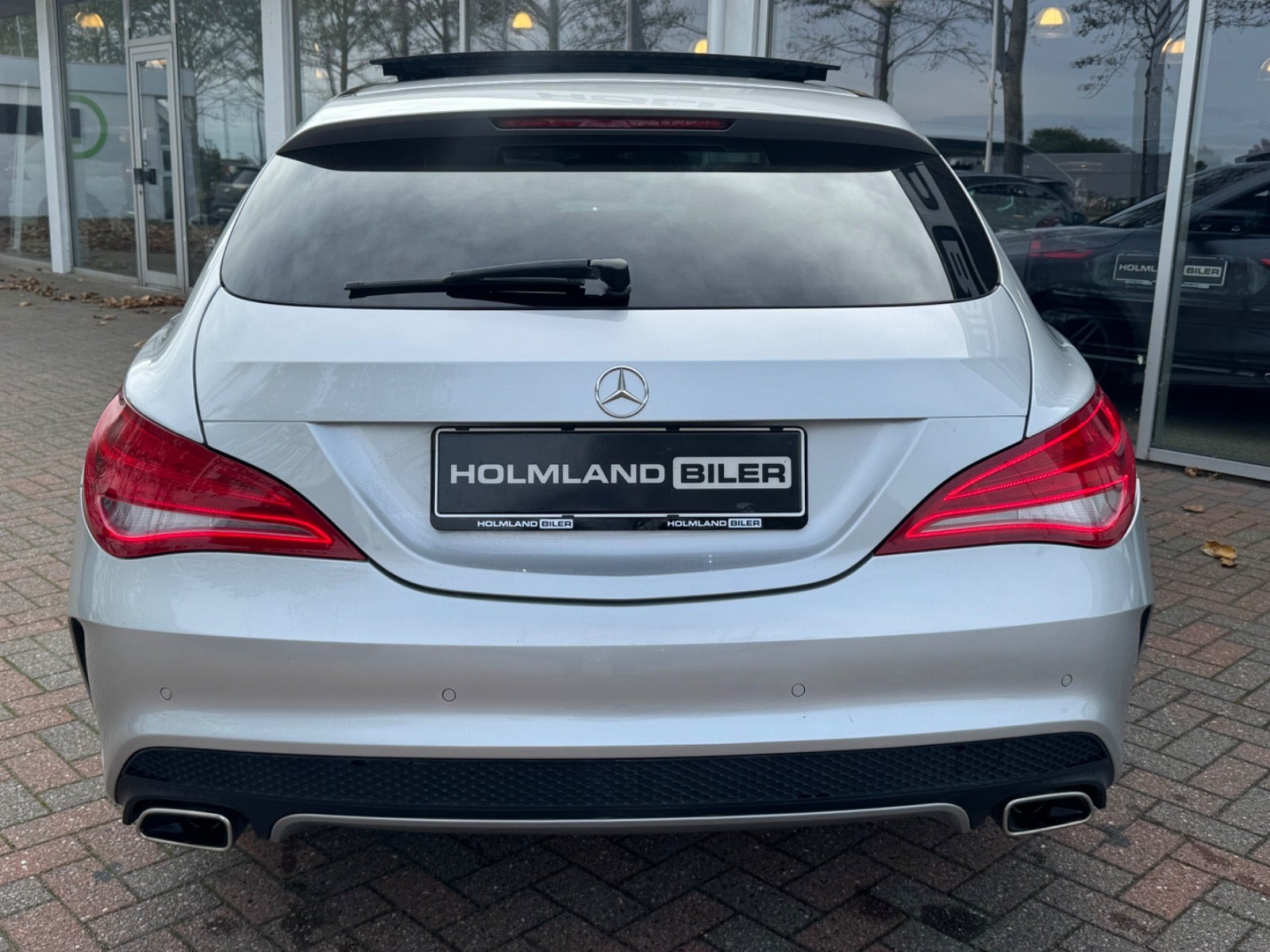 Sølv Mercedes CLA220 d fra 2016