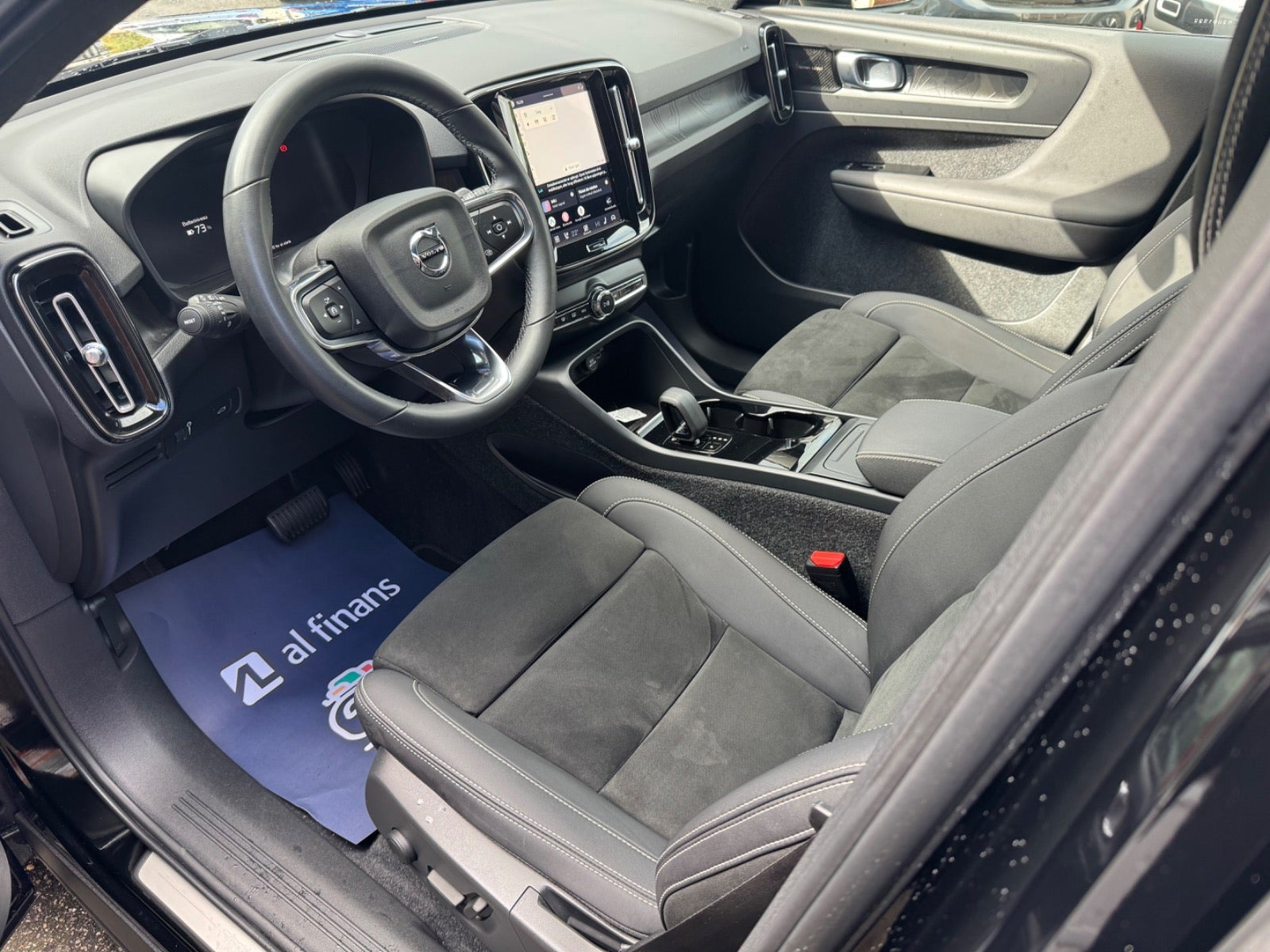 Sort Volvo C40 fra 2021